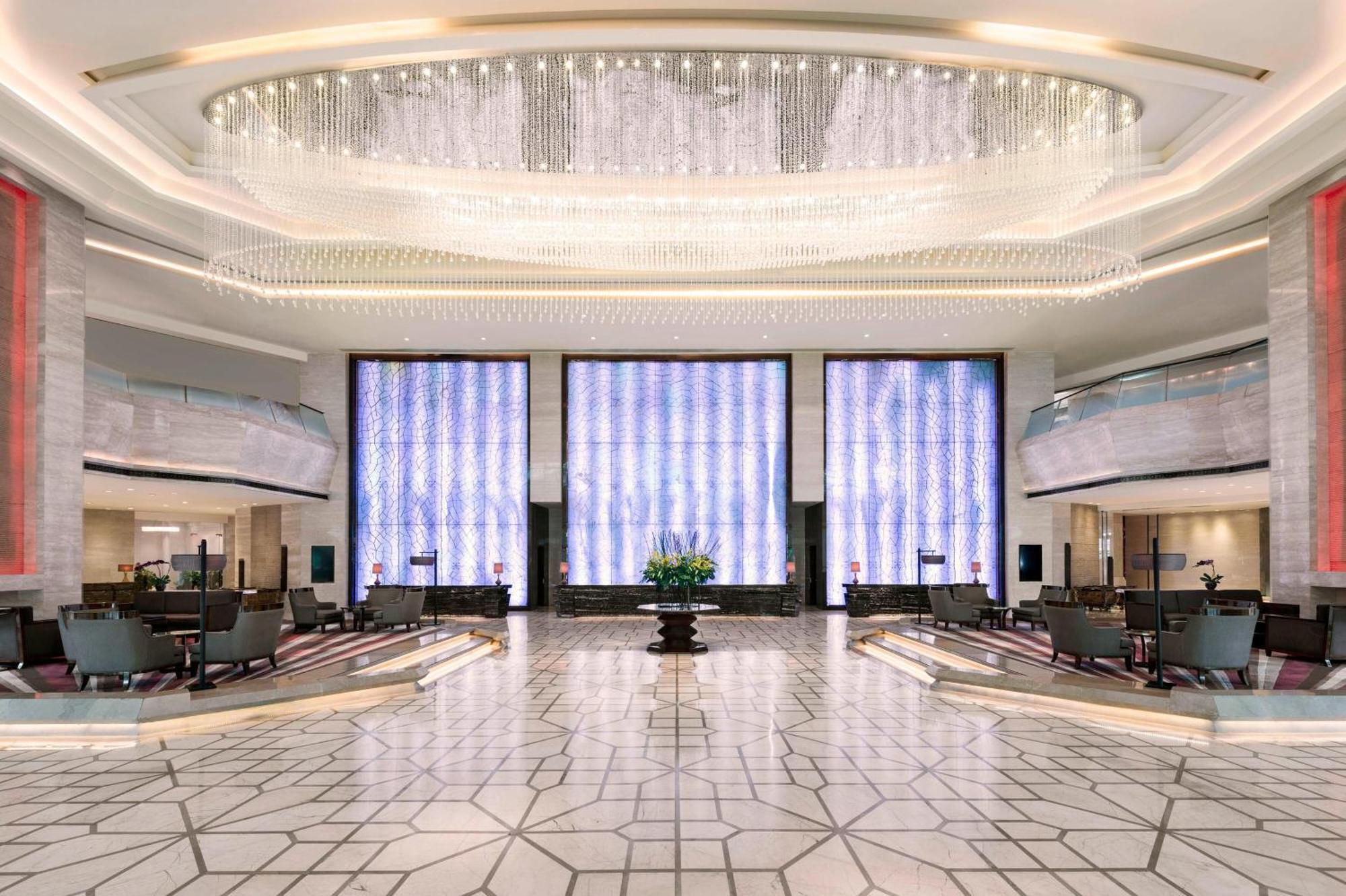 Sheraton Changchun Jingyuetan Hotel Exterior photo
